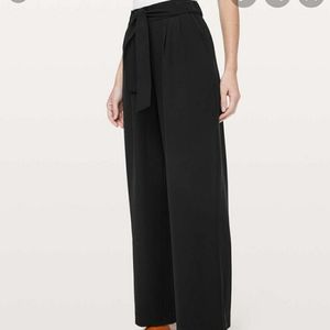 Lululemon Noir Pant